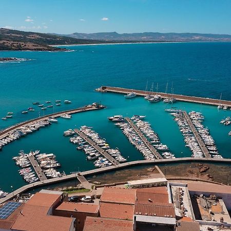 Rocce Rosse Sardinia Aparthotel Isola Rossa Kültér fotó