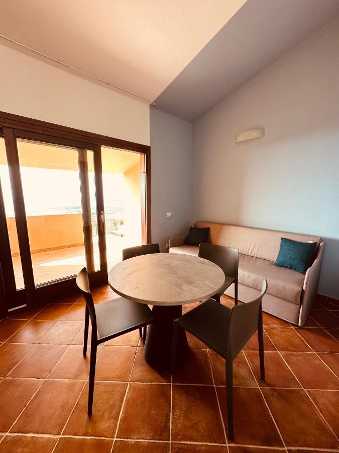 Rocce Rosse Sardinia Aparthotel Isola Rossa Kültér fotó